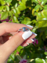 Load image into Gallery viewer, Eye Ring 𓁺