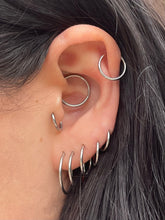 Load image into Gallery viewer, Silver Segment Hoops