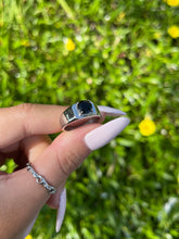 Load image into Gallery viewer, Black Crystal Ring
